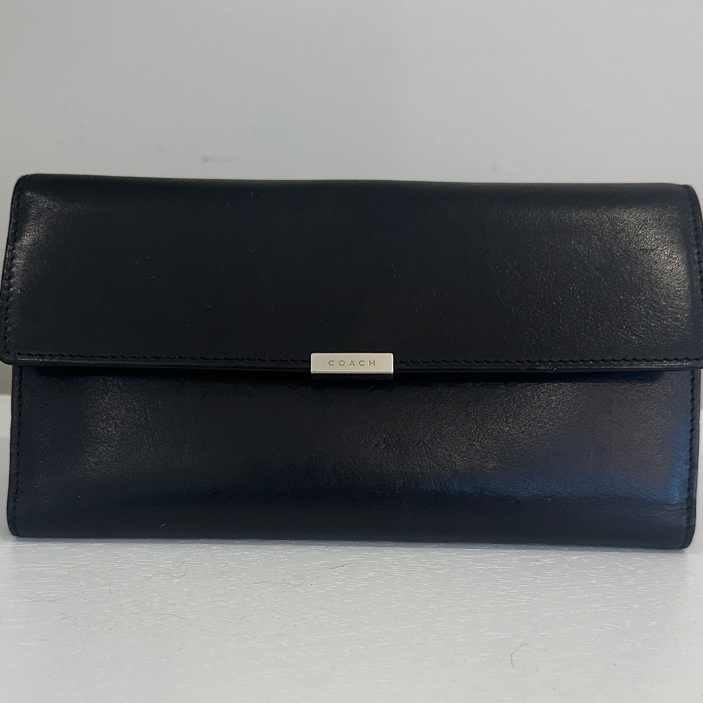 Coach Wallet Vintage- Glove tanned Leather Bundle